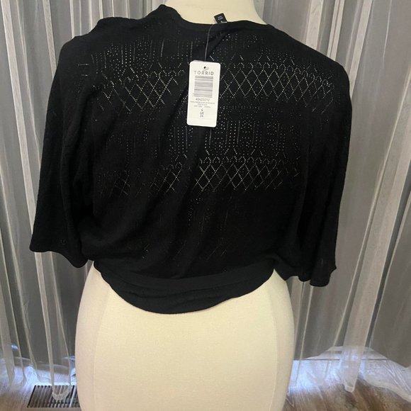NWT Torrid Pointelle Cardigan Tie Wrap Cropped Sweater size 4 - Picture 8 of 9